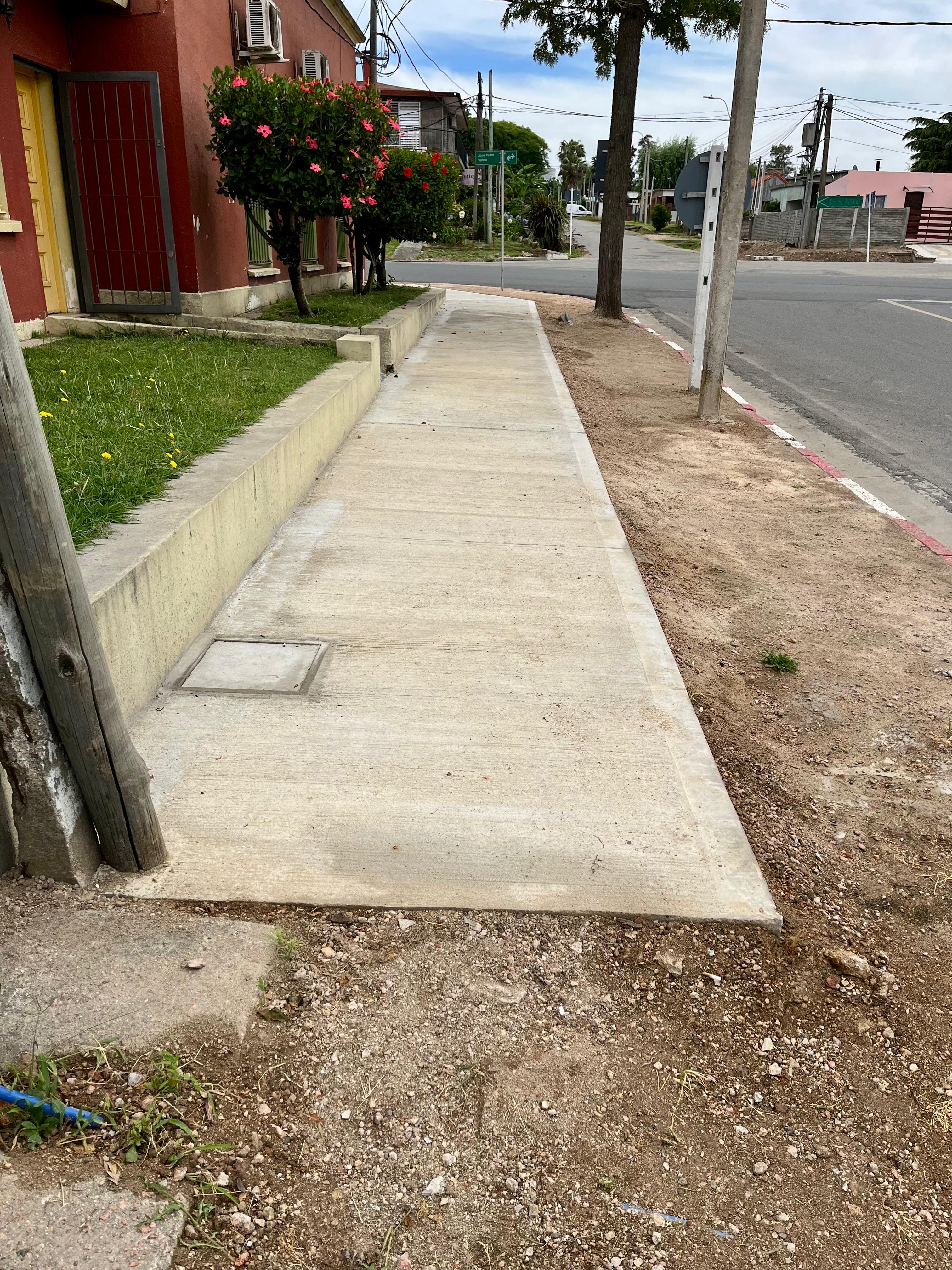Más veredas, más seguridad para quienes caminan.