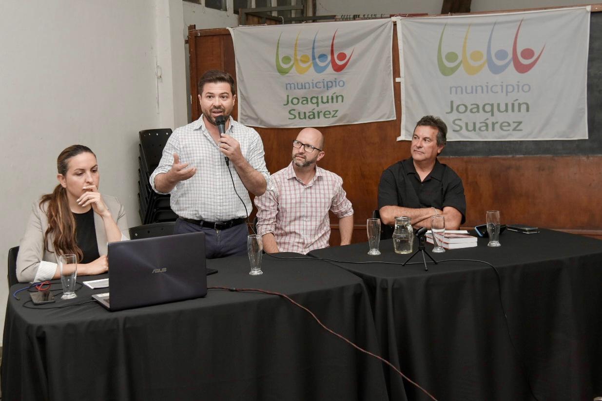 Presentación del proyecto del Centro Cultural de Joaquín Suárez.