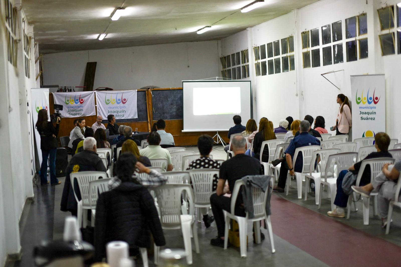Presentación del proyecto del Centro Cultural de Joaquín Suárez.