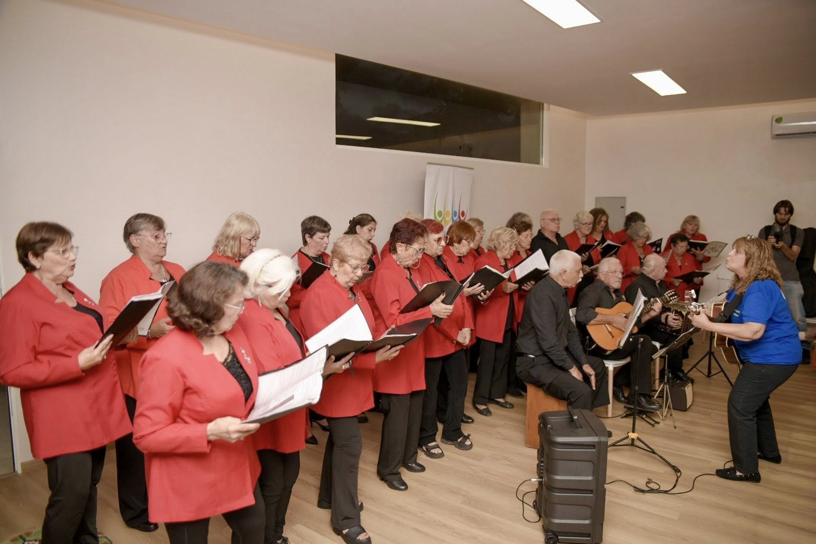 INAUGURACIÓN DEL CENTRO CULTURAL DE JOAQUÍN SUÁREZ.