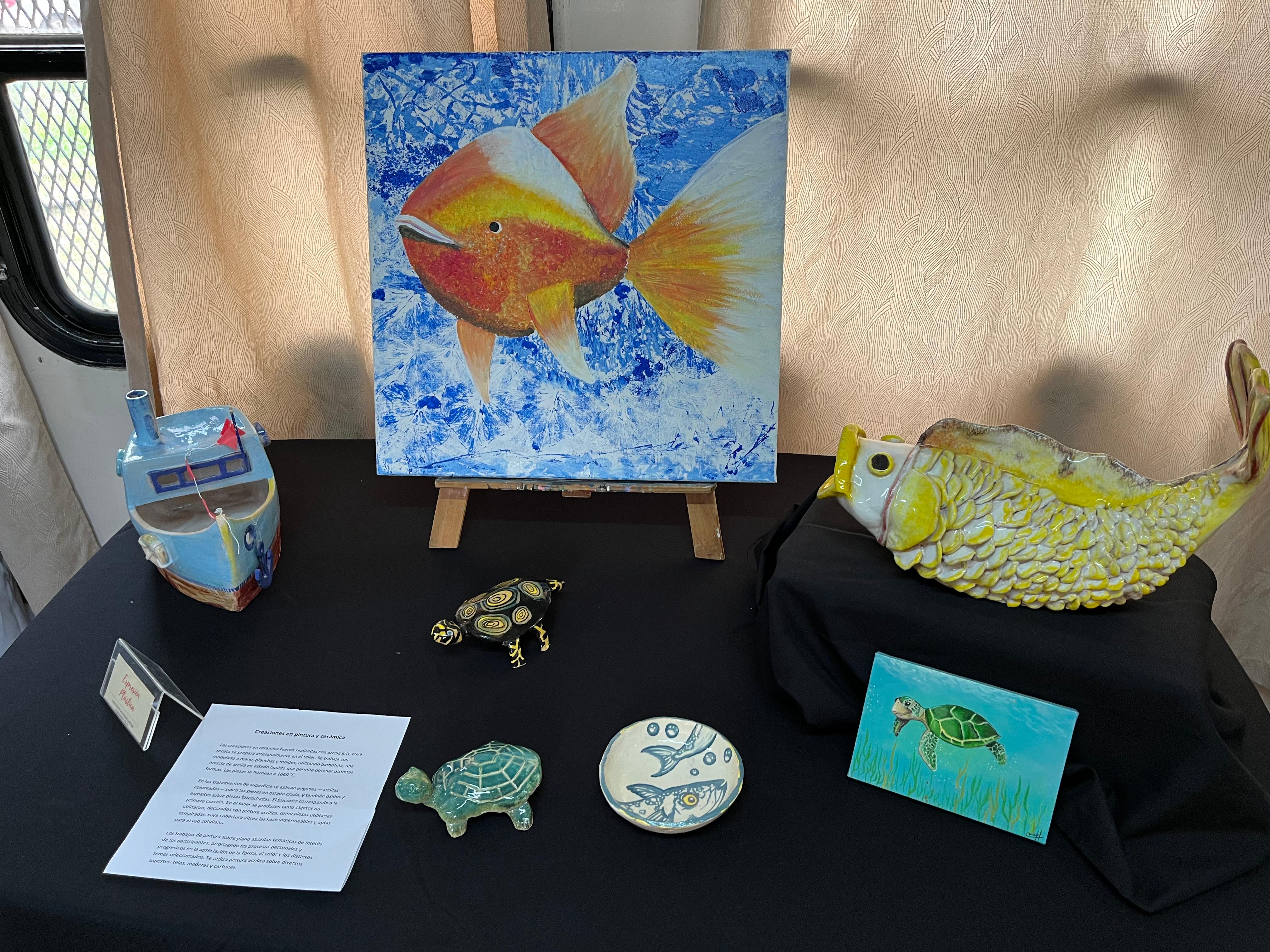 EXPOSICIÓN DEL TALLER DE EXPRESIÓN PLÁSTICA DE LOS CENTROS ITUZAINGÓ 1 Y 2 DEL INISA.