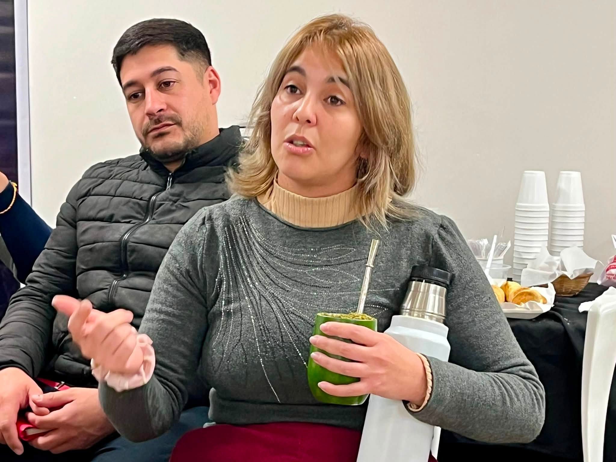 FORMACIÓN EN CAPACIDADES PARA AFRONTAR RETOS Y OPORTUNIDADES DE DESARROLLO LOCAL
