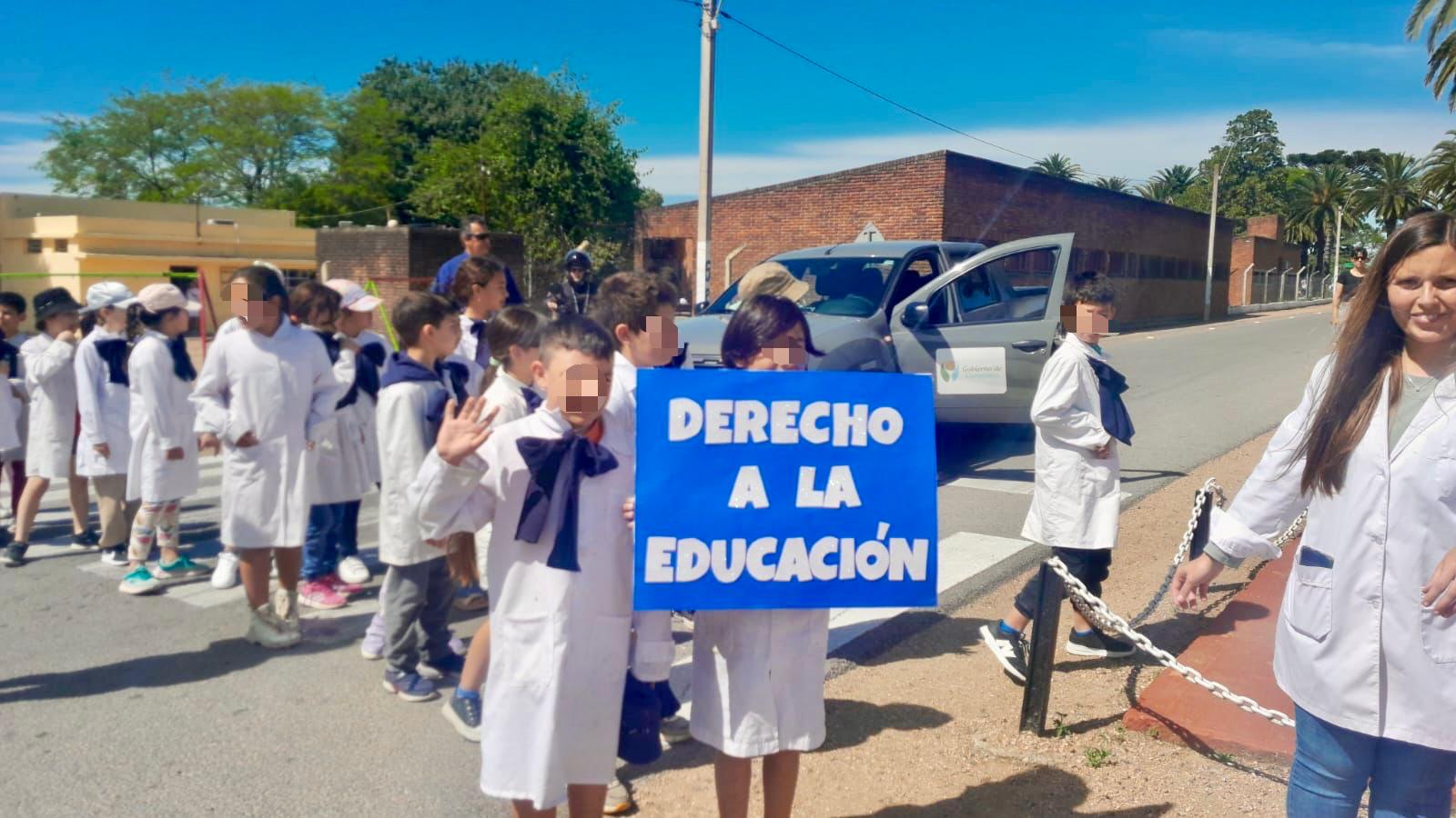 MARCHA POR LOS DERECHOS DE NIÑAS, NIÑOS Y ADOLESCENTES EN JOAQUÍN SUÁREZ.