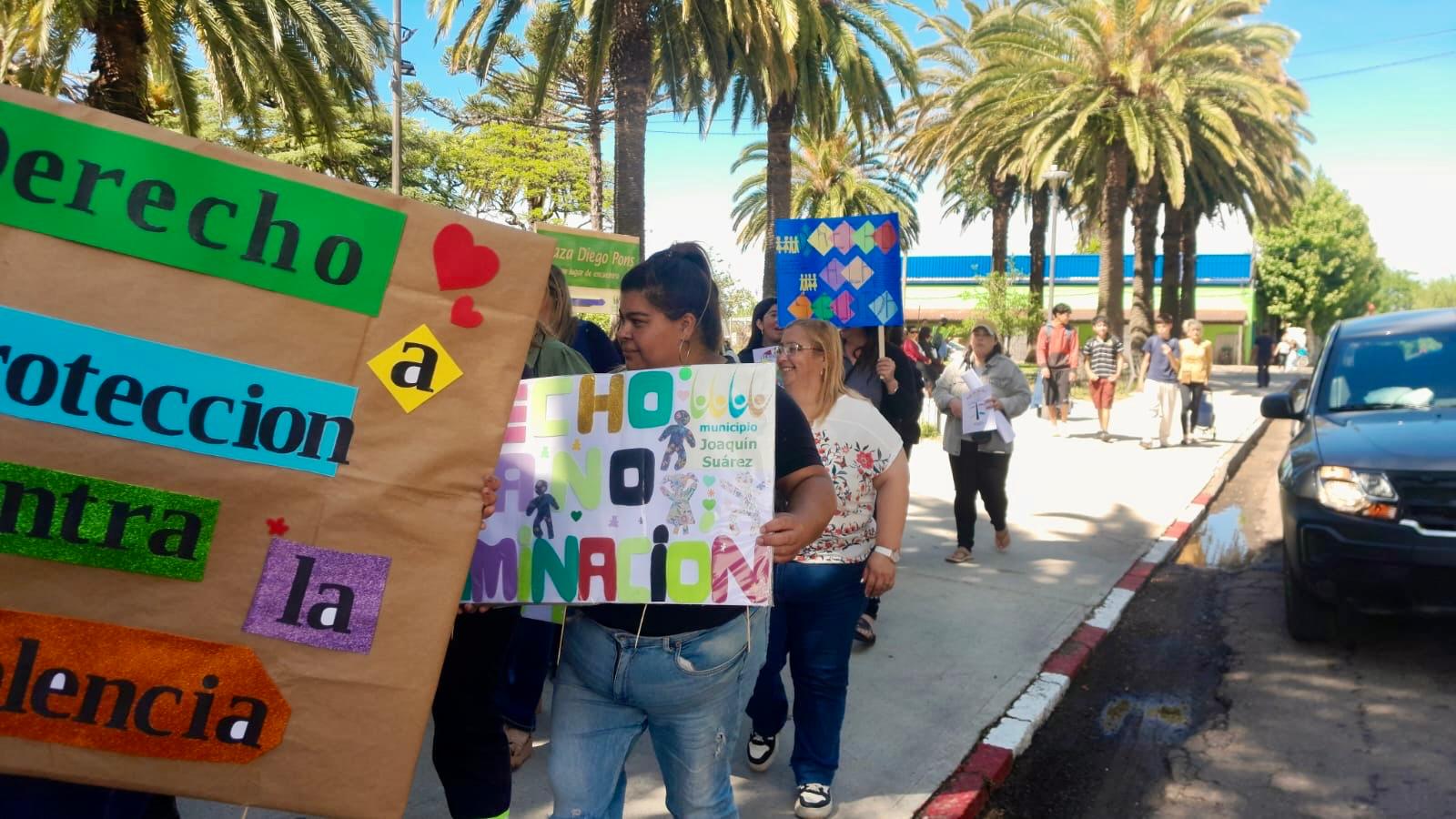 MARCHA POR LOS DERECHOS DE NIÑAS, NIÑOS Y ADOLESCENTES EN JOAQUÍN SUÁREZ.
