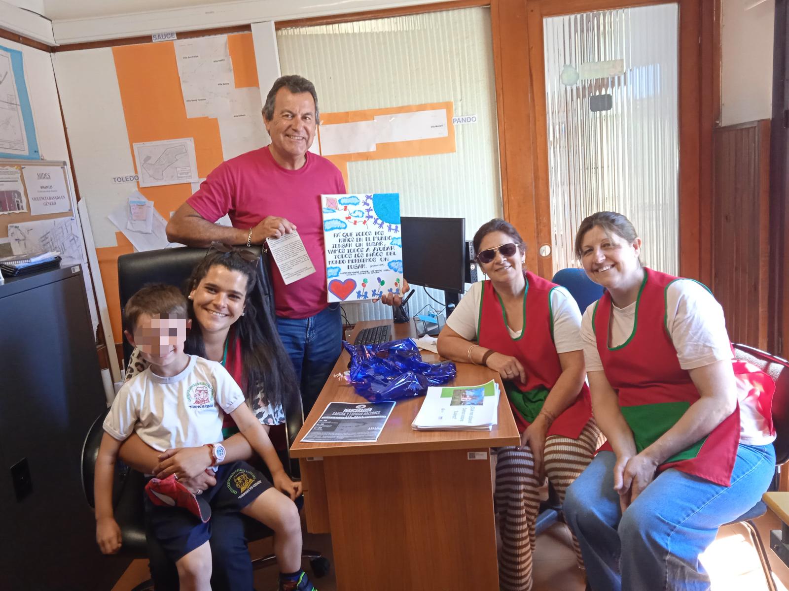 VISITA  EN REPRESENTACIÓN DEL COLEGIO “TIEMPOS DE CRECER” EN EL MARCO DEL MES DE LOS DERECHOS DE NIÑAS, NIÑOS Y ADOLESCENTES.