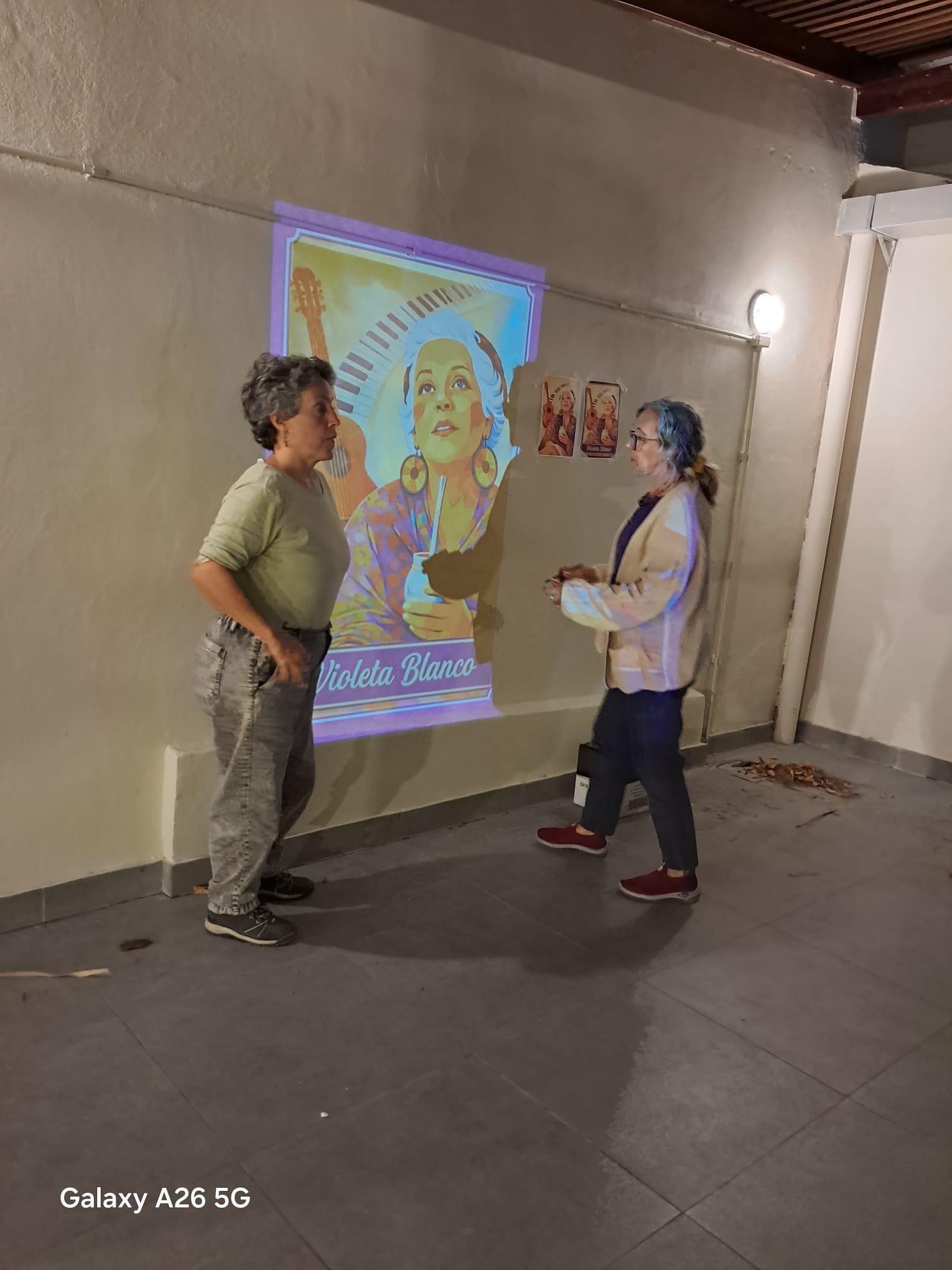 REALIZACIÓN DEL MURAL HOMENAJE A VIOLETA BLANCO.