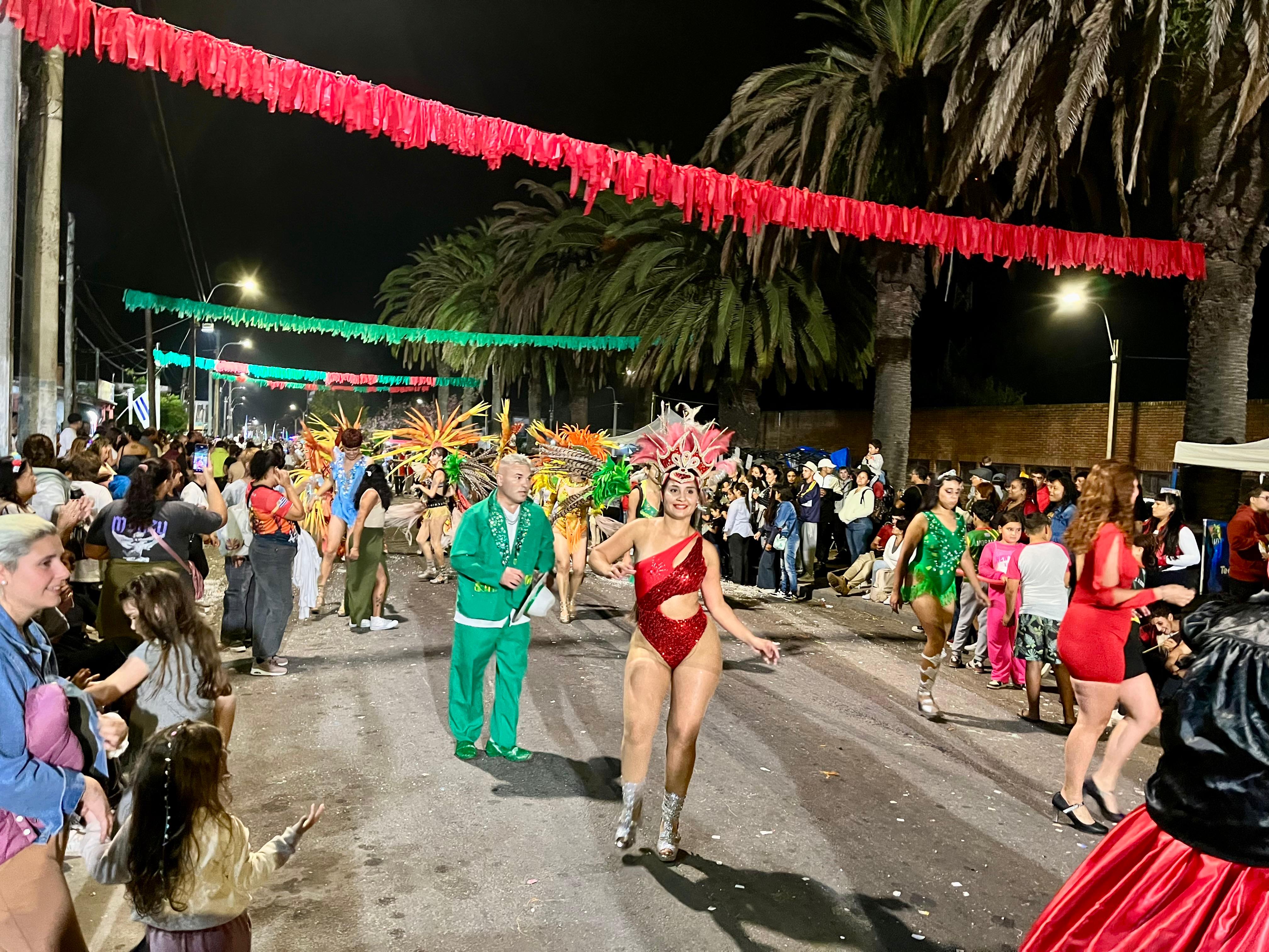 DESFILE DE CARNAVAL 2026 EN JOAQUÍN SUÁREZ.