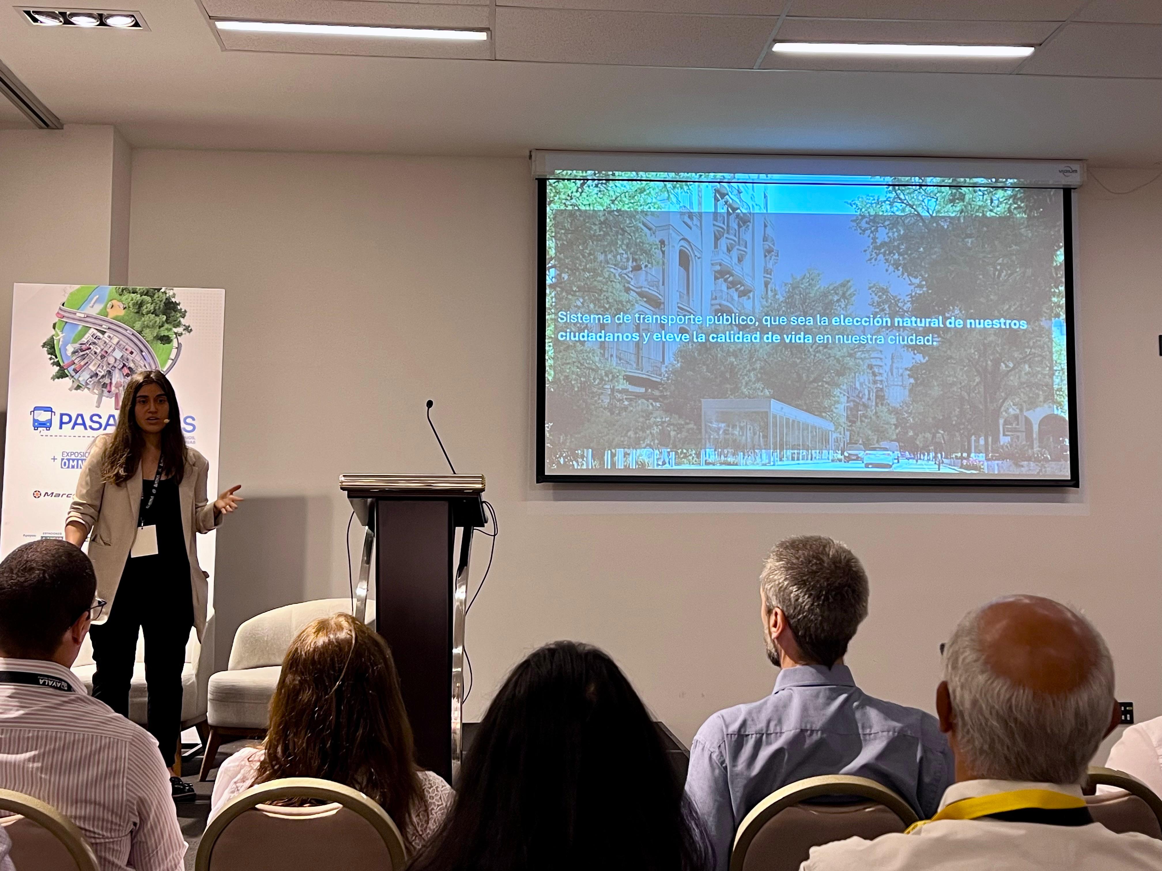 Participamos del Foro de Movilidad Urbana y Transporte Especializado en Expo Carga 2025.