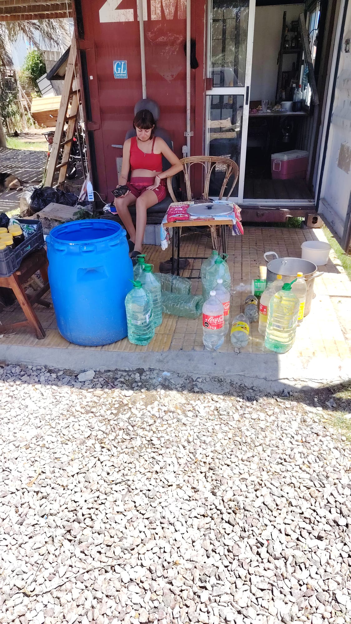 ASISTENCIA DE AGUA A VECINOS AFECTADOS POR OBRAS DE OSE.