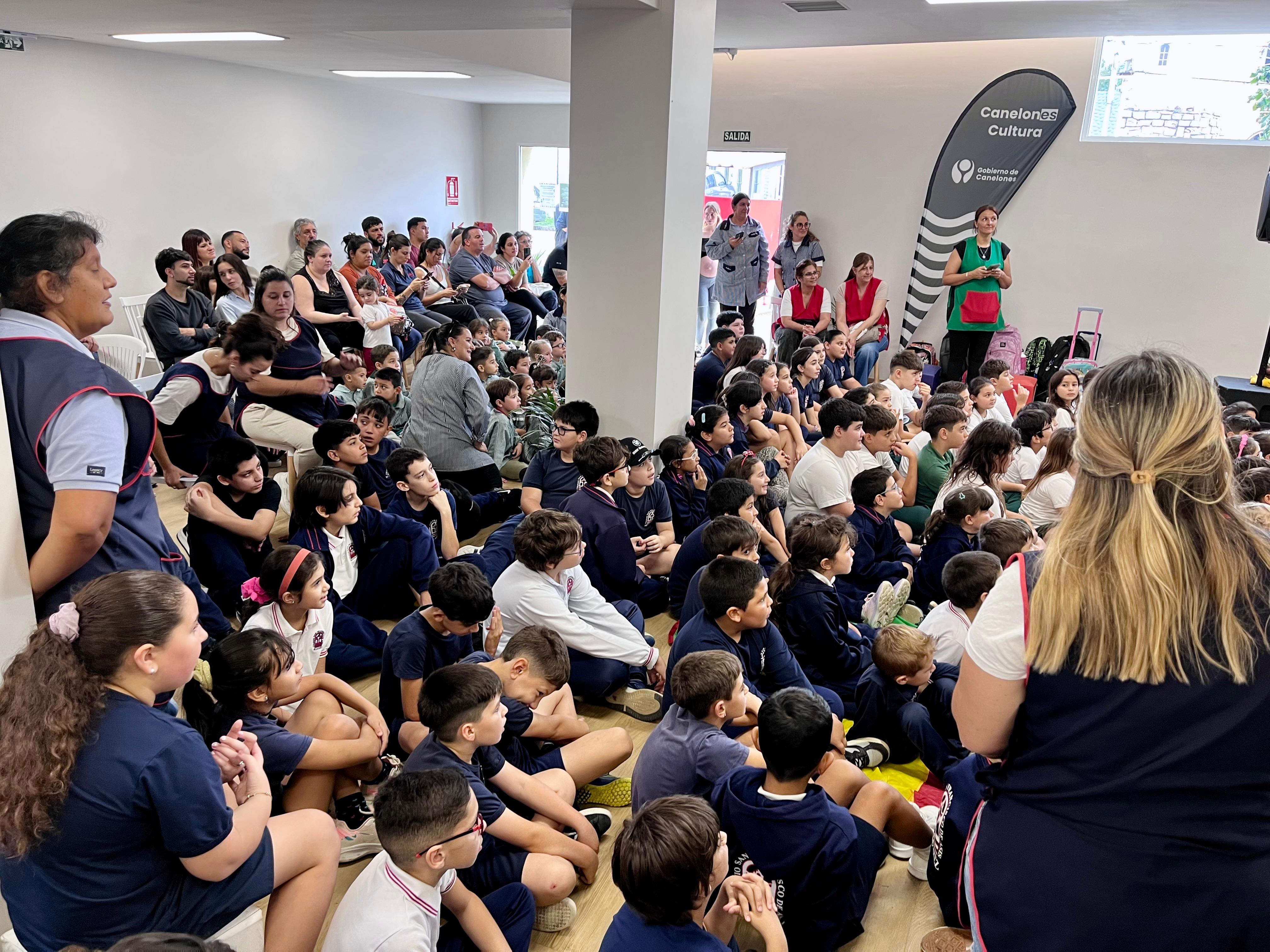 Actividades en el Centro Cultural de Suárez, en el marco del mes de concientización sobre el autismo.