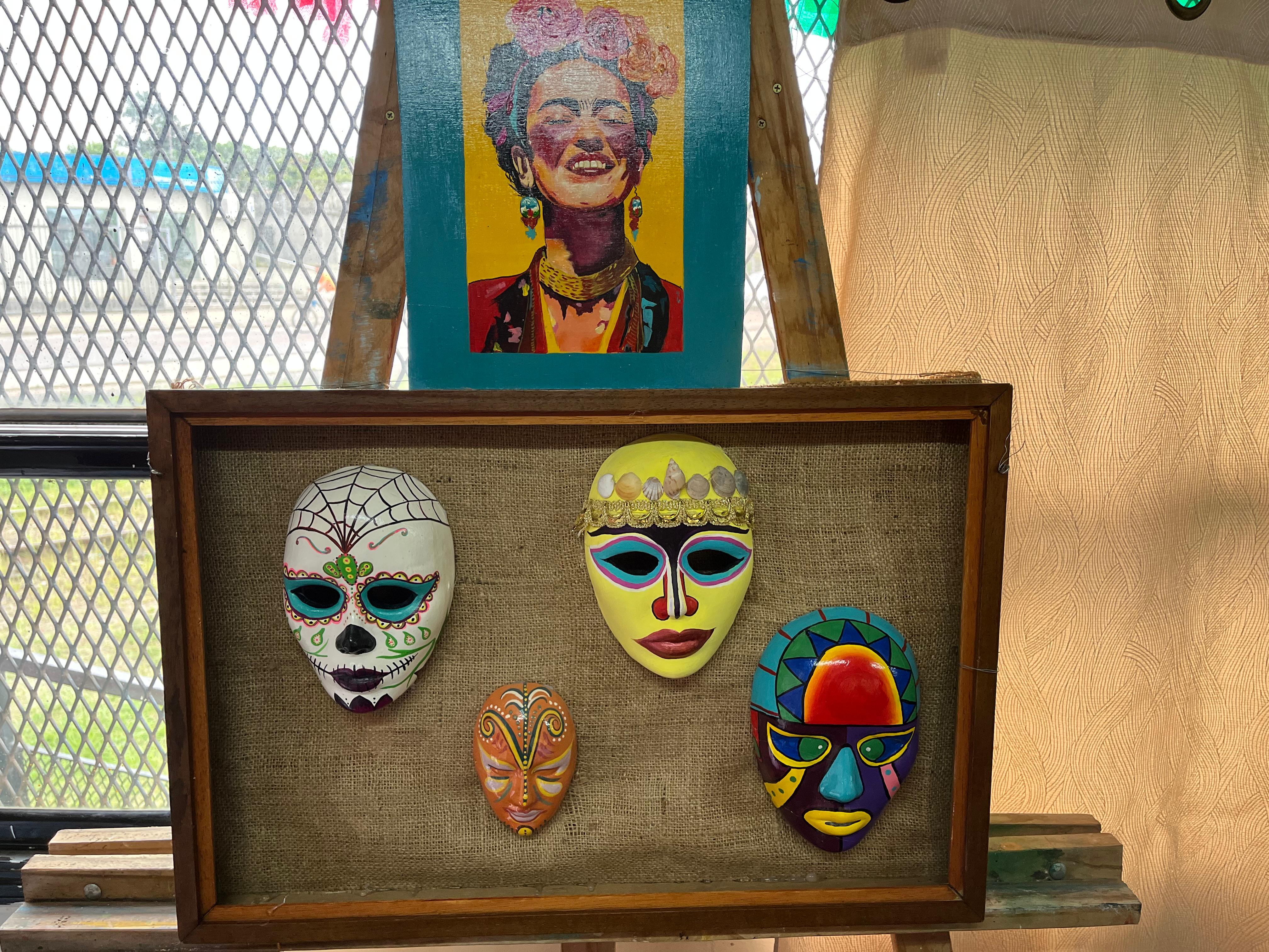 EXPOSICIÓN DEL TALLER DE EXPRESIÓN PLÁSTICA DE LOS CENTROS ITUZAINGÓ 1 Y 2 DEL INISA.