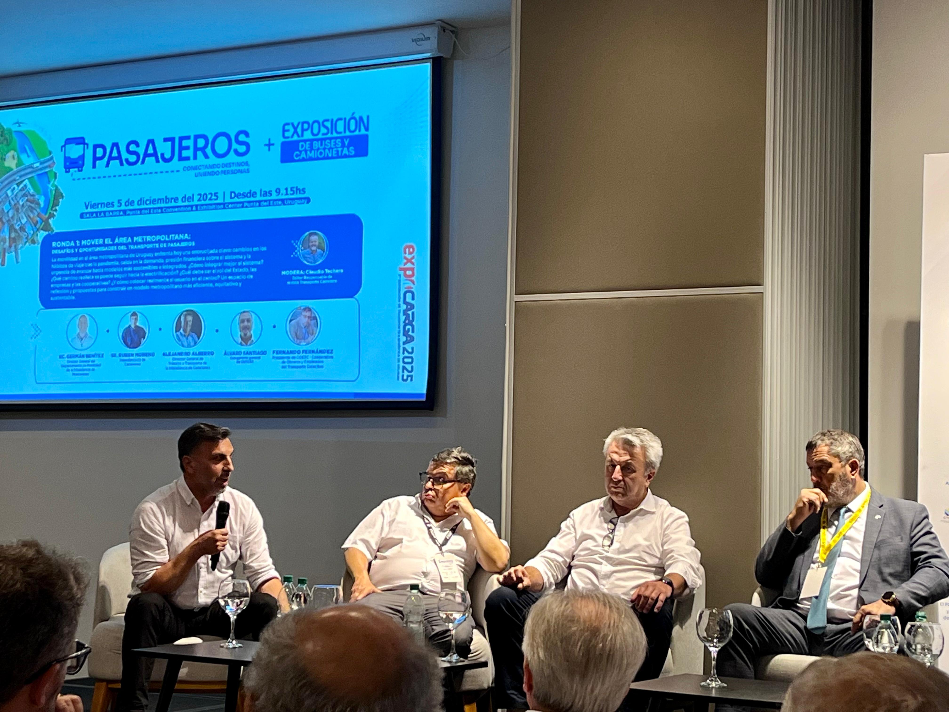 Participamos del Foro de Movilidad Urbana y Transporte Especializado en Expo Carga 2025.