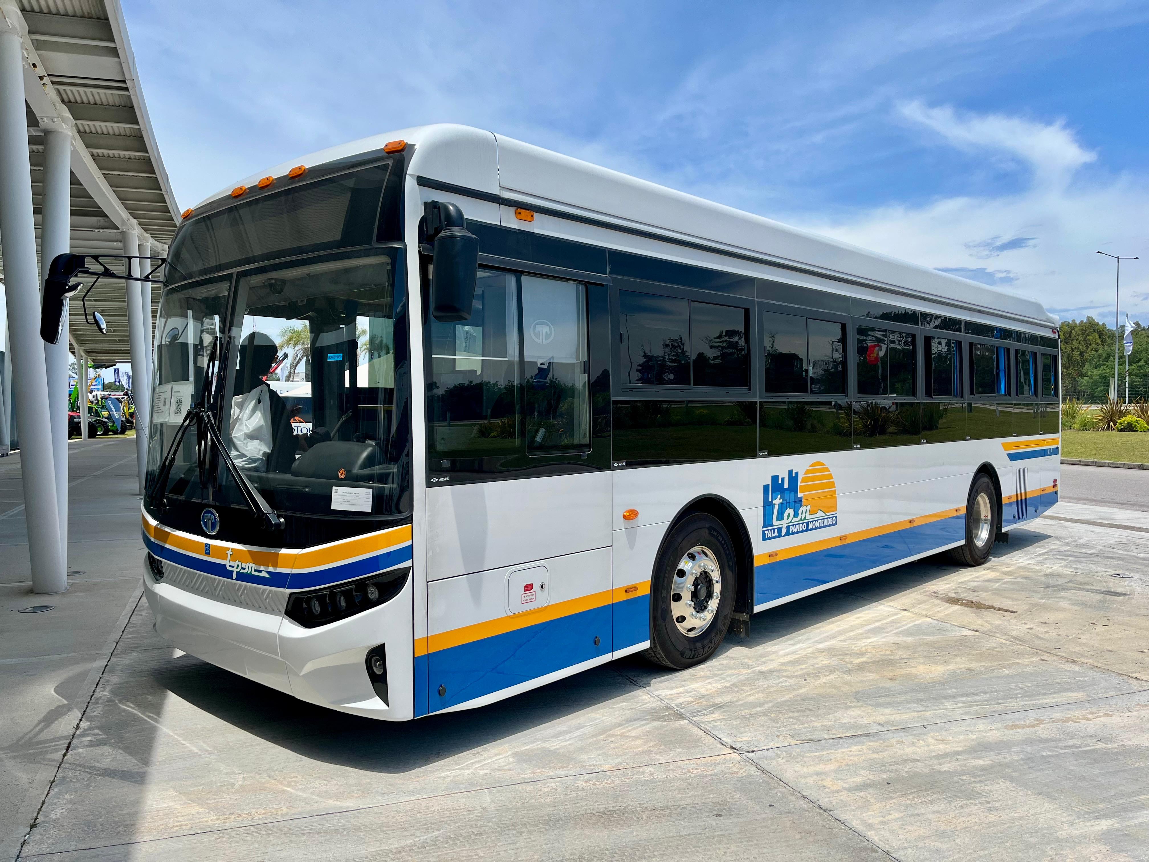 Participamos del Foro de Movilidad Urbana y Transporte Especializado en Expo Carga 2025.