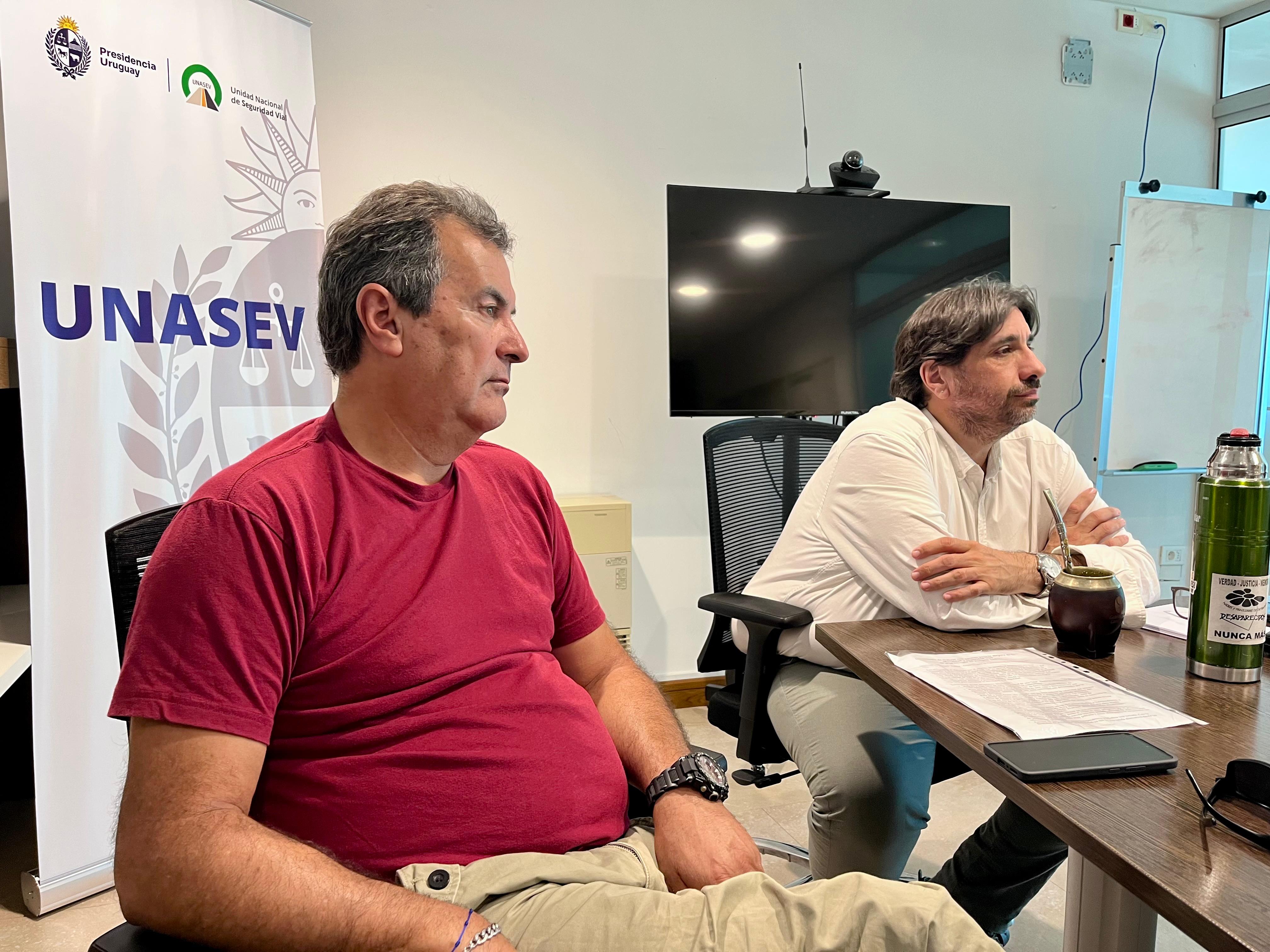 REUNIÓN EN UNASEV SOBRE SEGURIDAD VIAL Y MOVILIDAD EN JOAQUÍN SUÁREZ. REUNIÓN EN UNASEV SOBRE SEGURIDAD VIAL Y MOVILIDAD EN JOAQUÍN SUÁREZ.