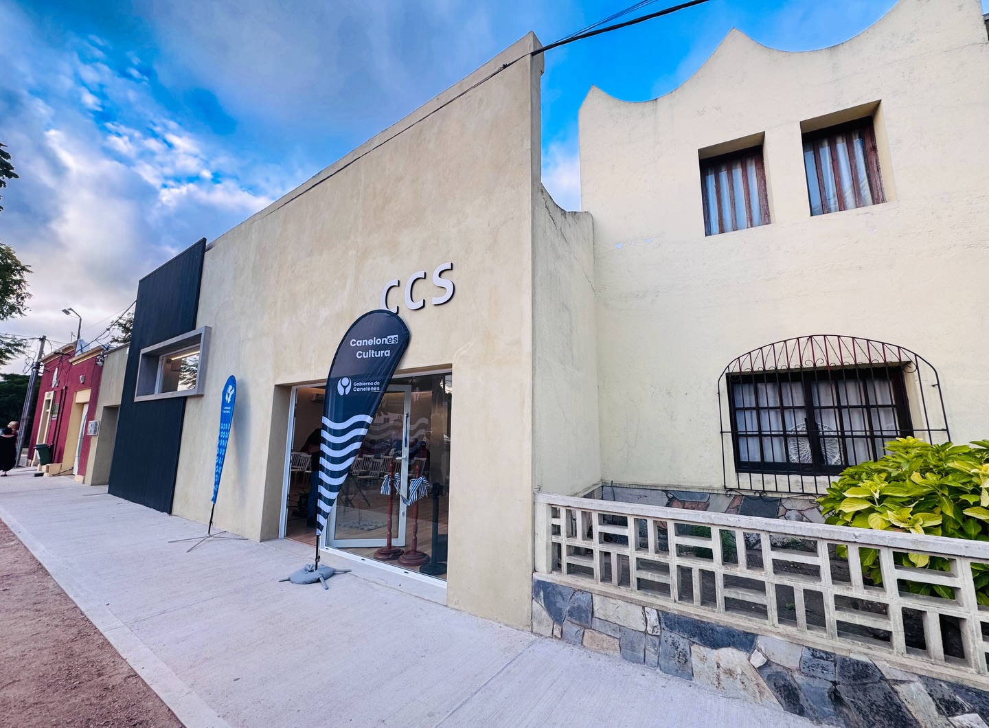 INAUGURACIÓN DEL CENTRO CULTURAL DE JOAQUÍN SUÁREZ.